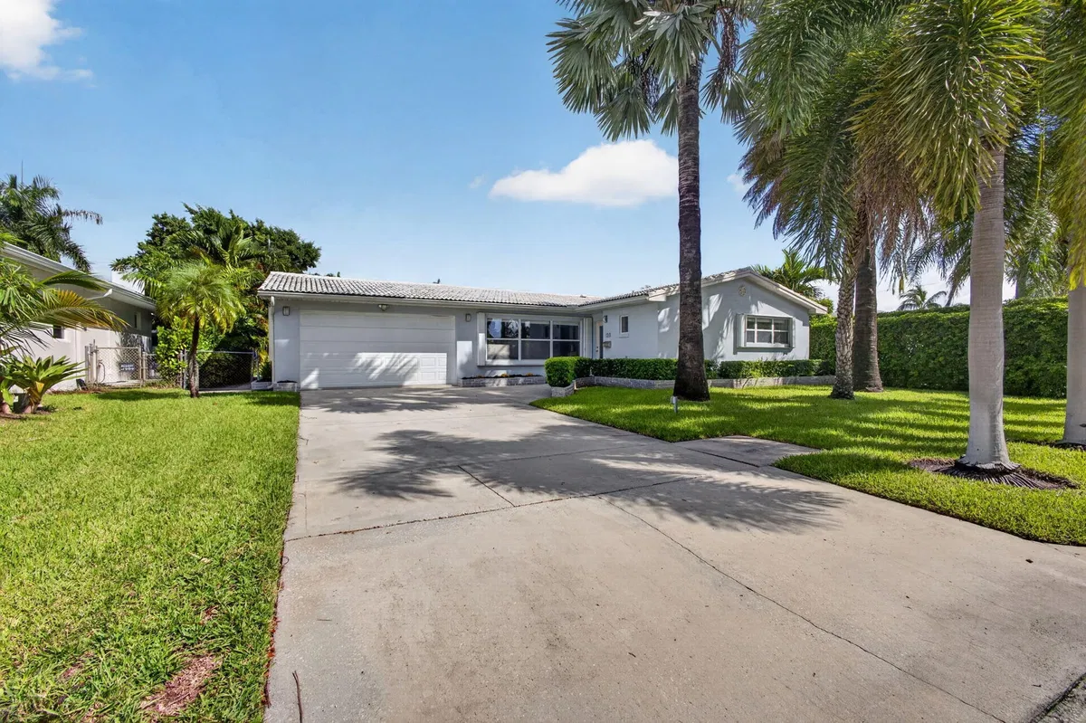 Residence photo 76