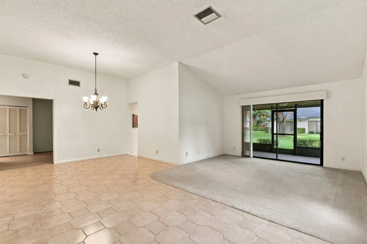 Residence photo 7