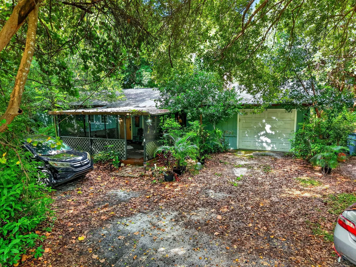 Residence photo 19