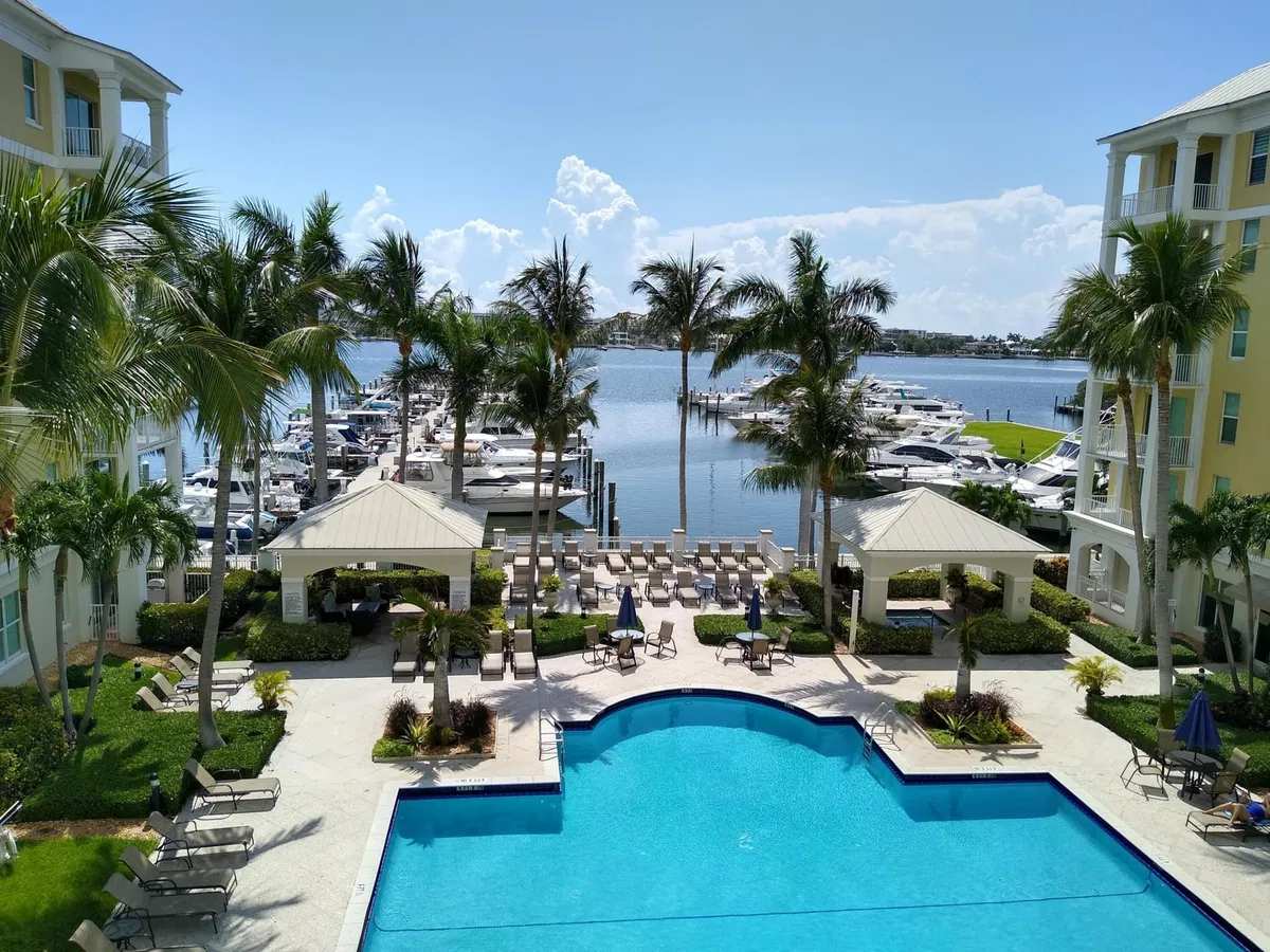 Windward Cove Lantana Unit 410