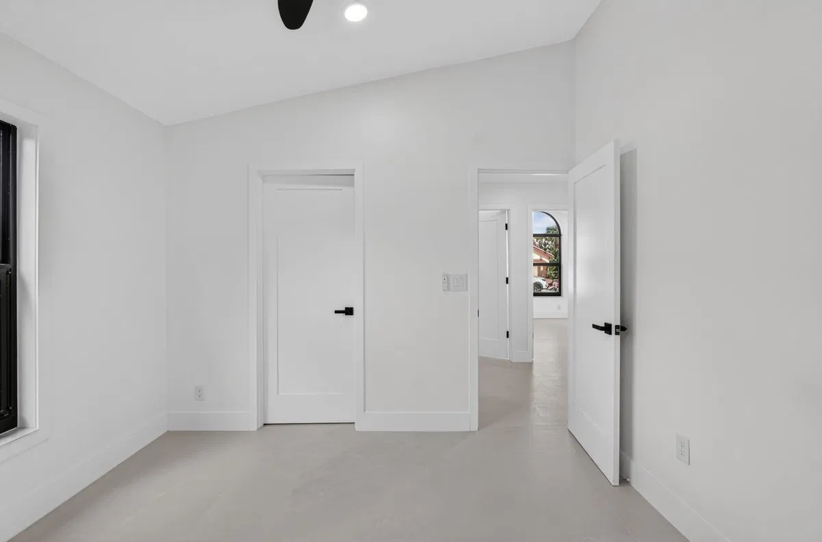 Residence photo 28