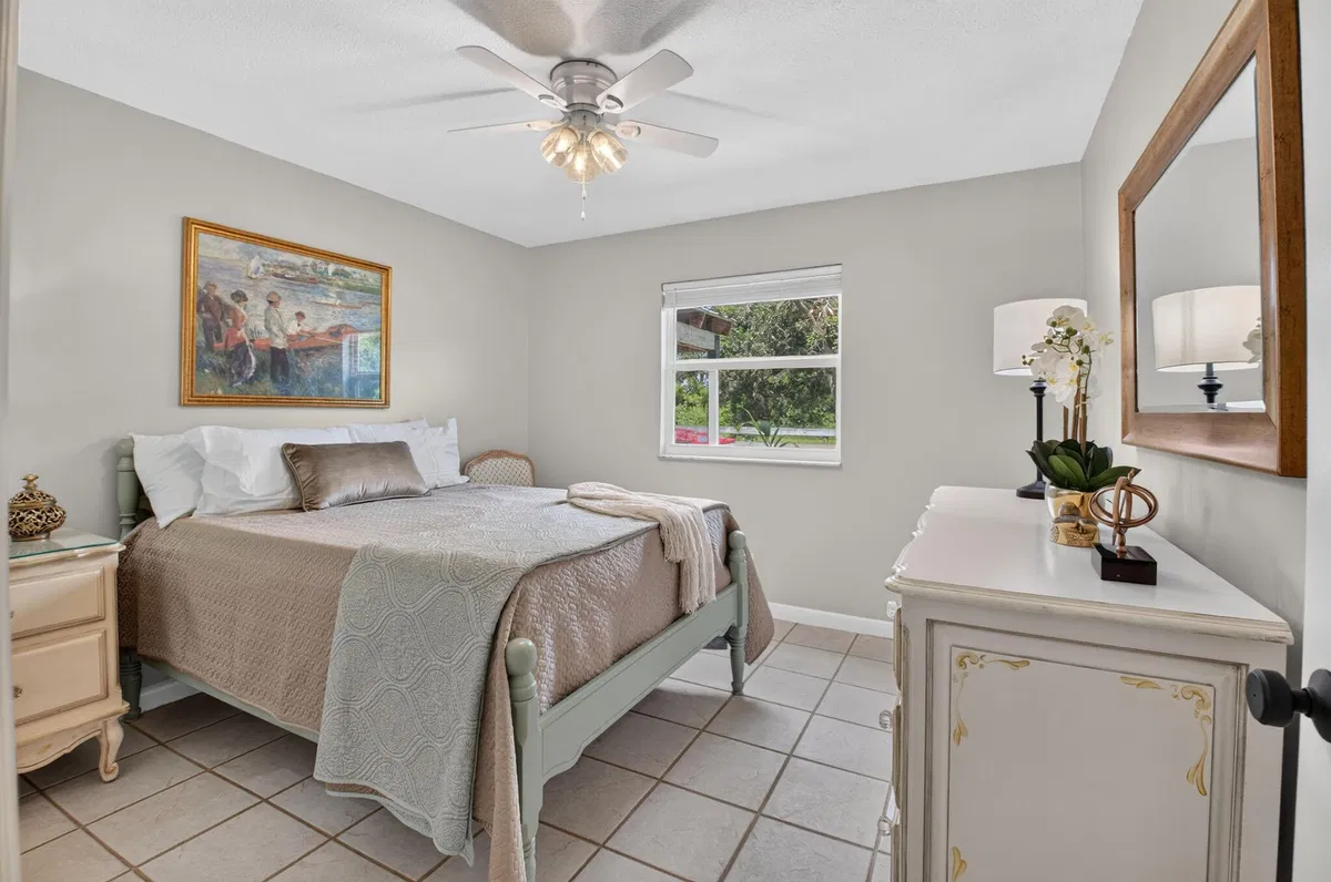 Residence photo 28