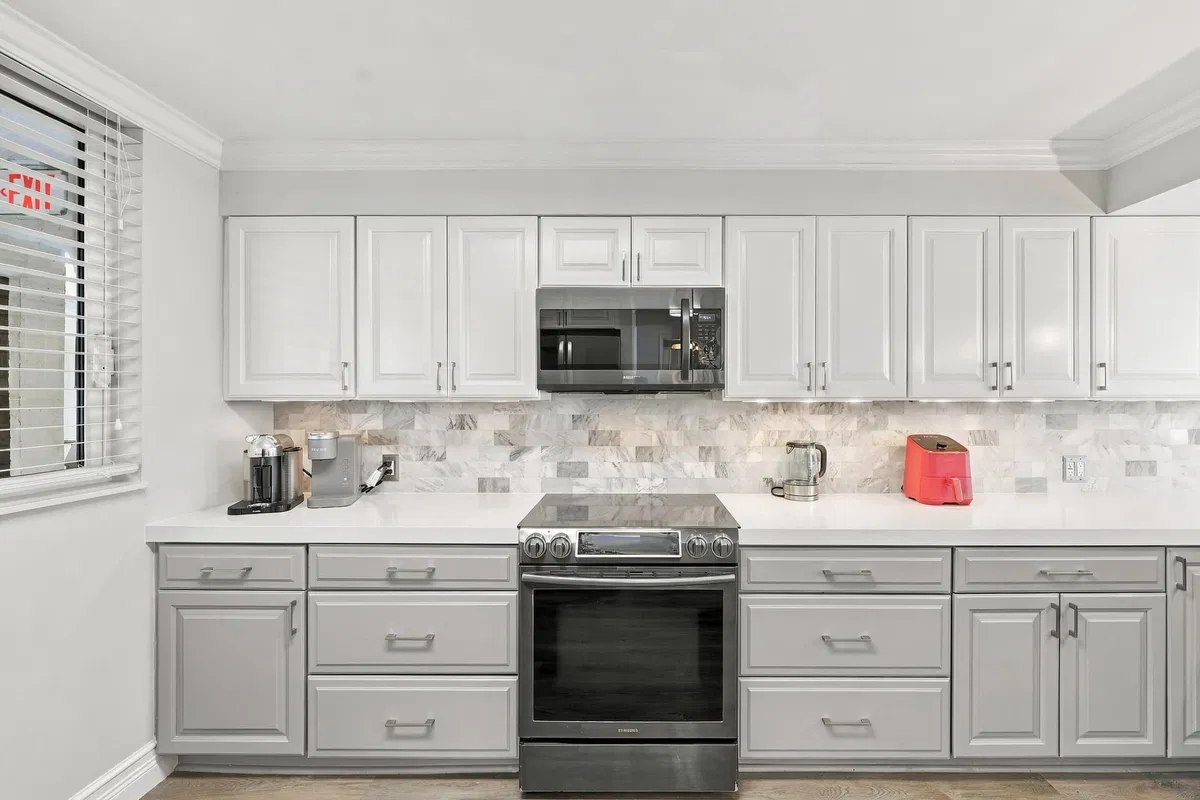 Unit 211N photo 7