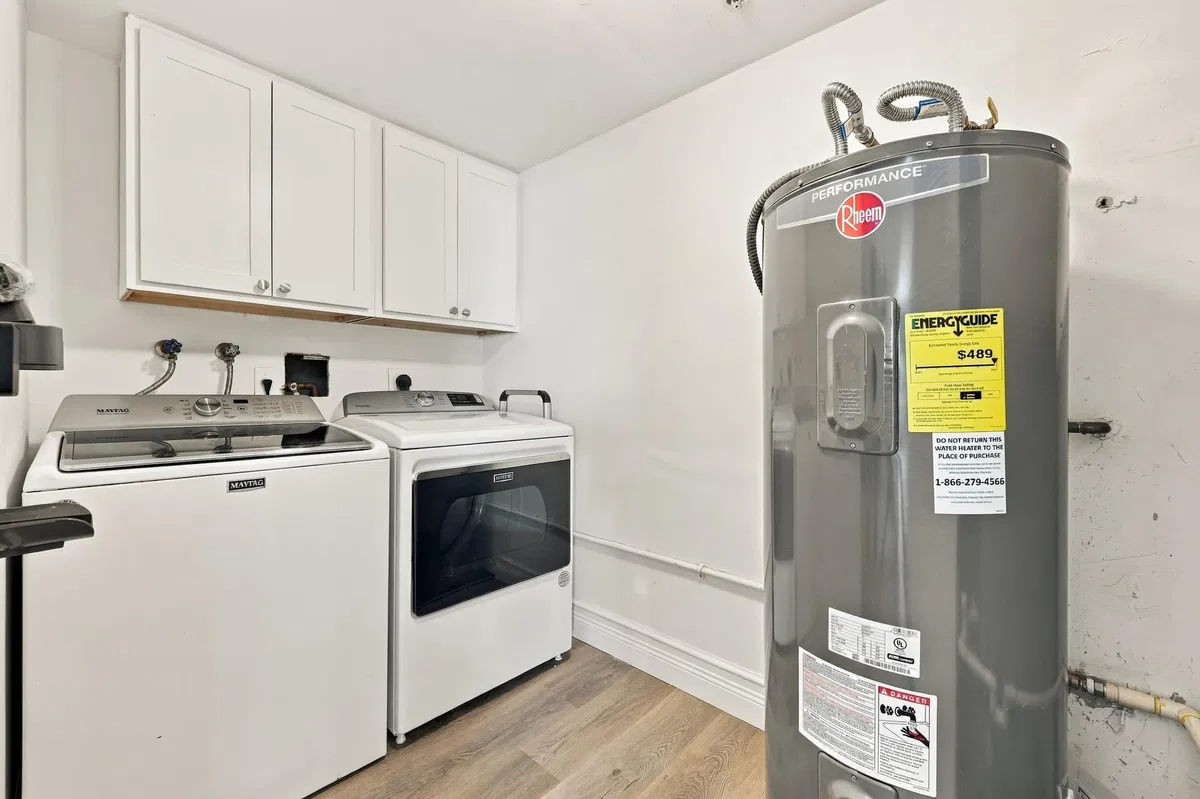 Unit 211N photo 55