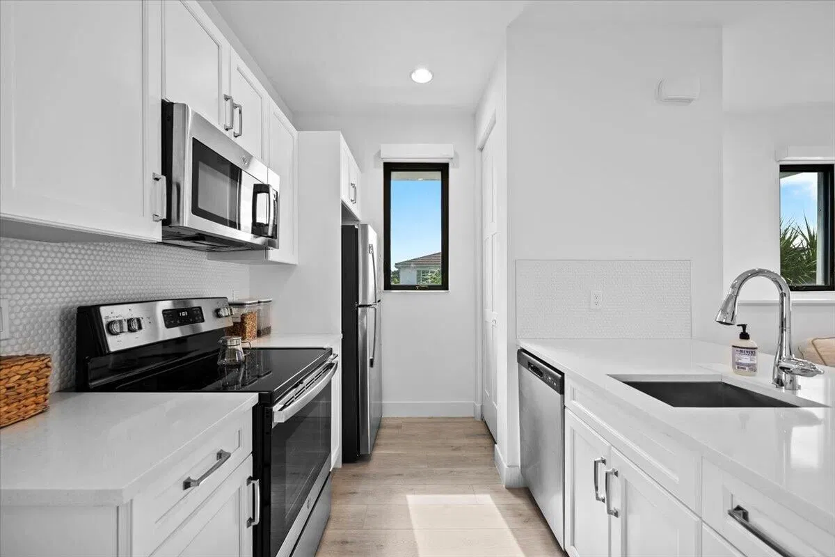 Alton Homes Palm Beach Gardens Residence photo 13