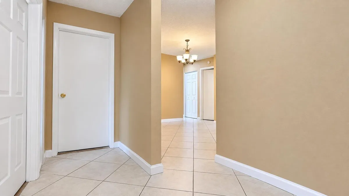 Residence photo 7