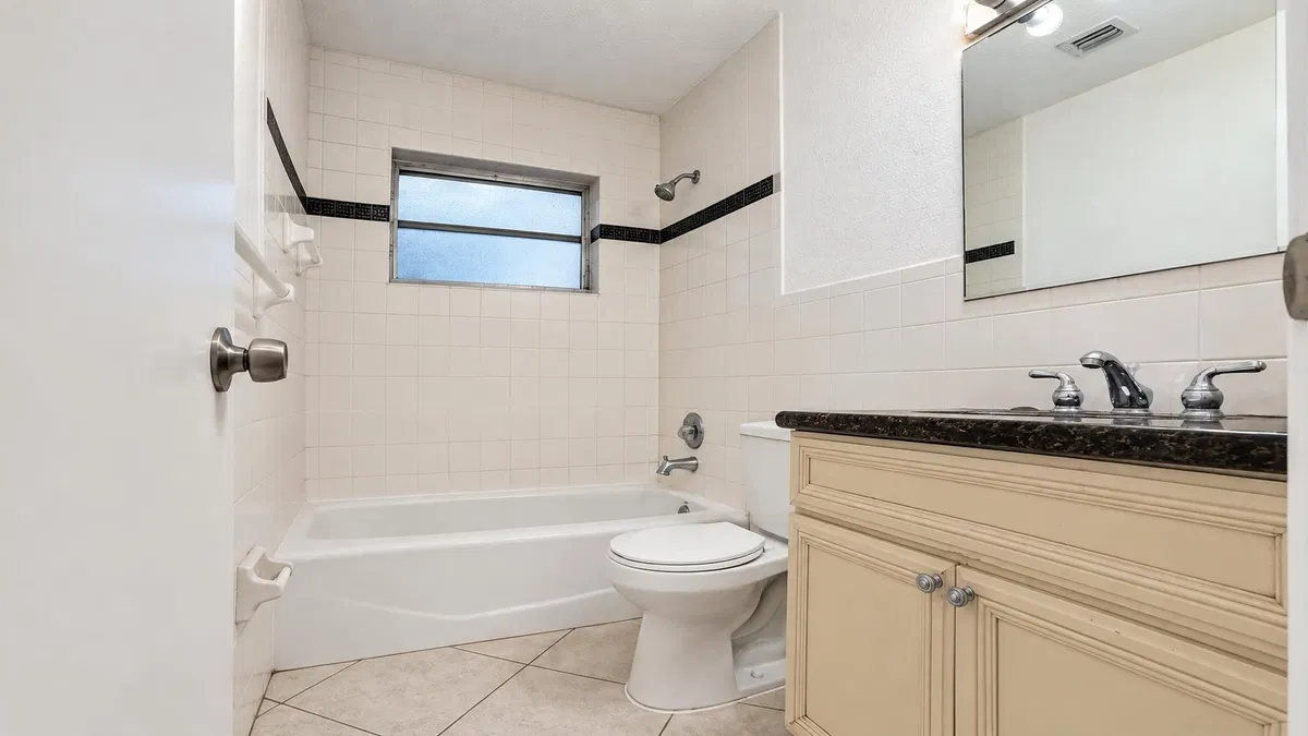 Residence photo 13