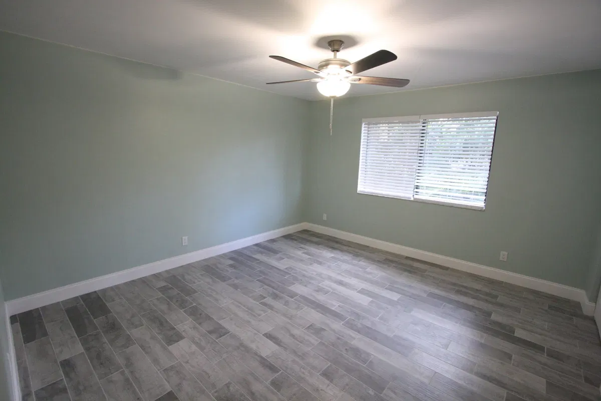Residence photo 4