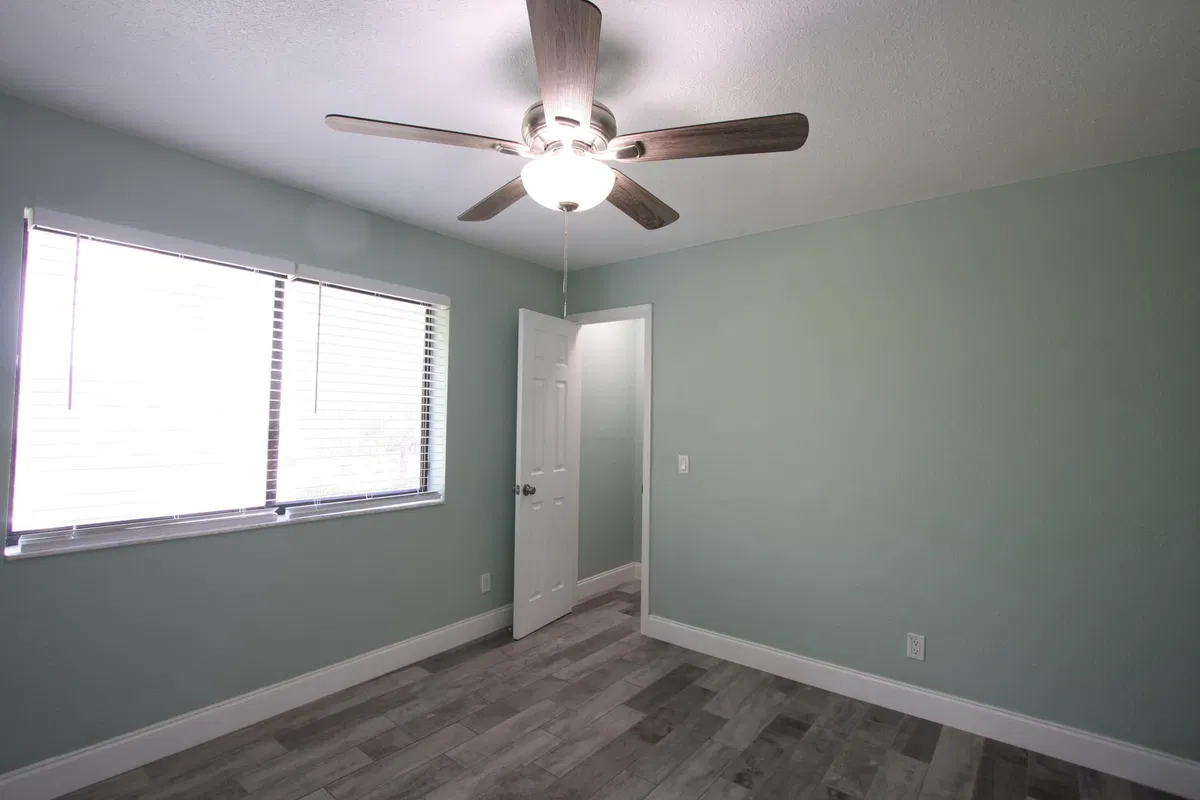 Residence photo 43