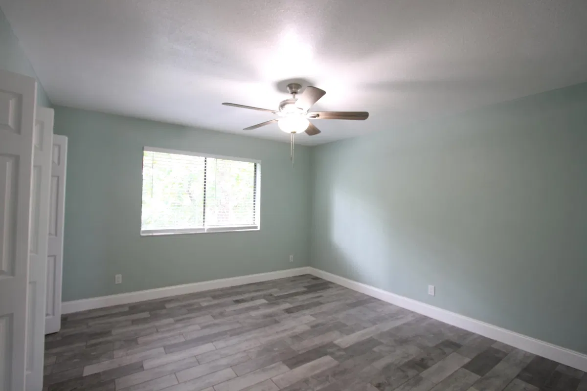 Residence photo 52