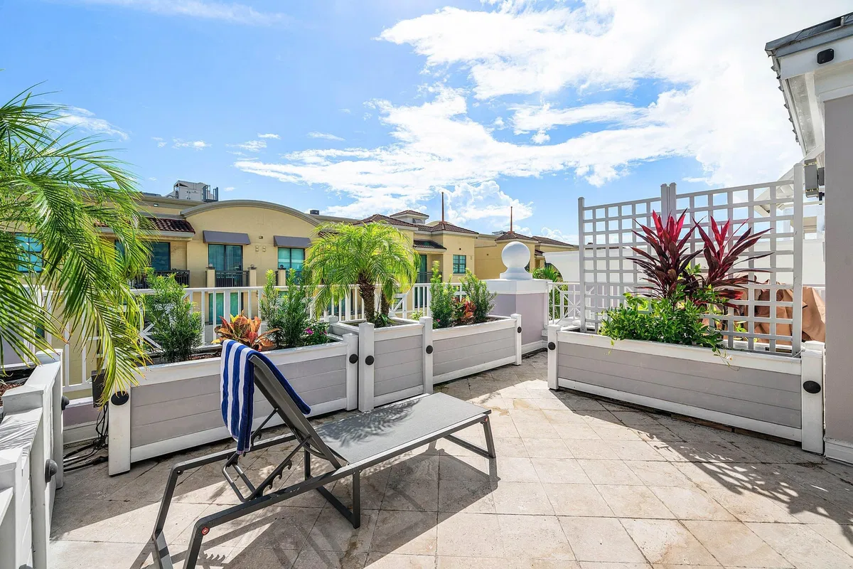 Downtown Delray Beach Unit 301 photo 22