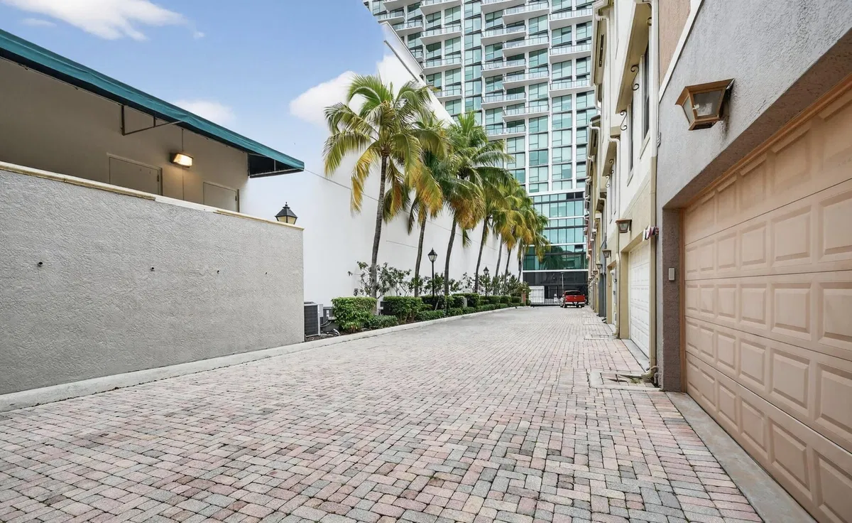 Downtown West Palm Beach Residence photo 19