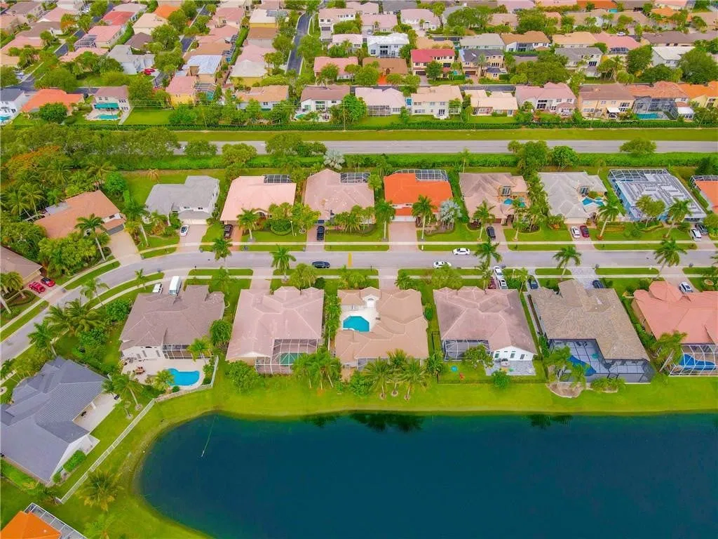 Boca Isles Residence photo 7