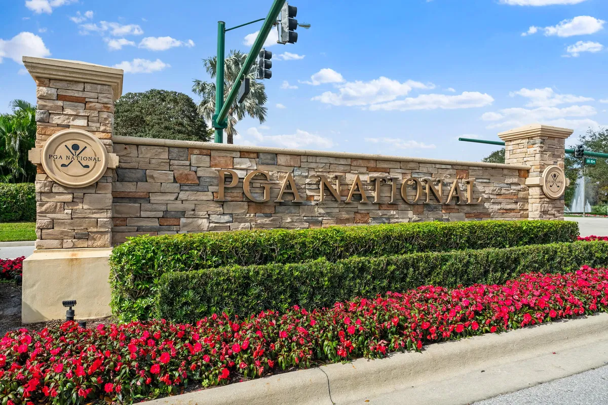PGA National Palm Beach Gardens Residence photo 40