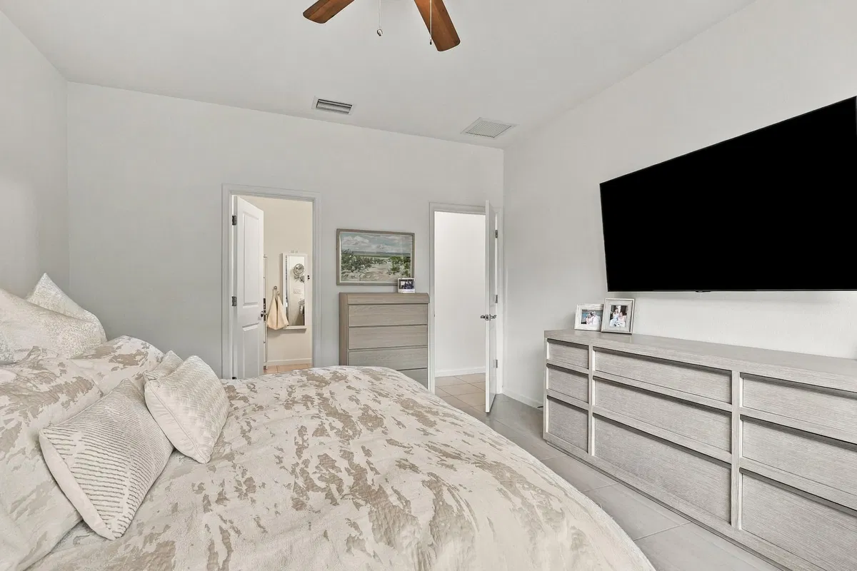 Residence photo 13