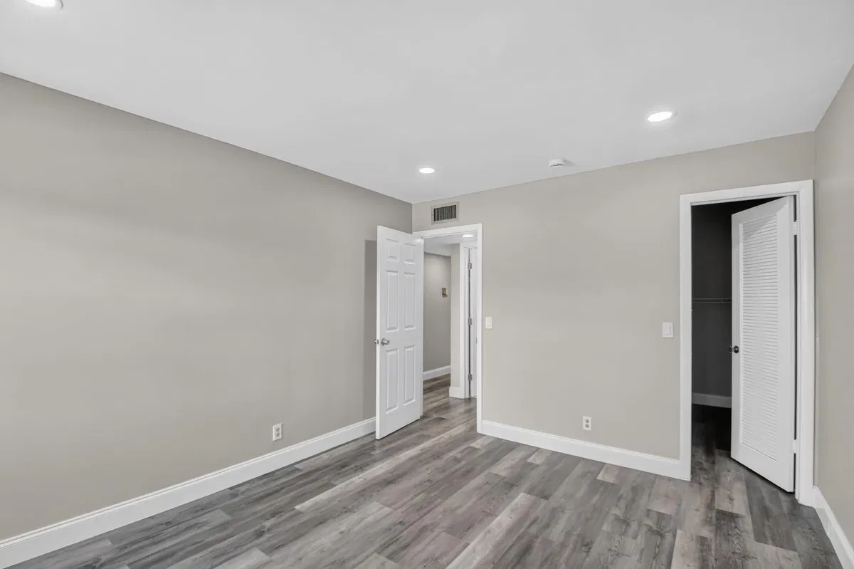 Residence photo 19