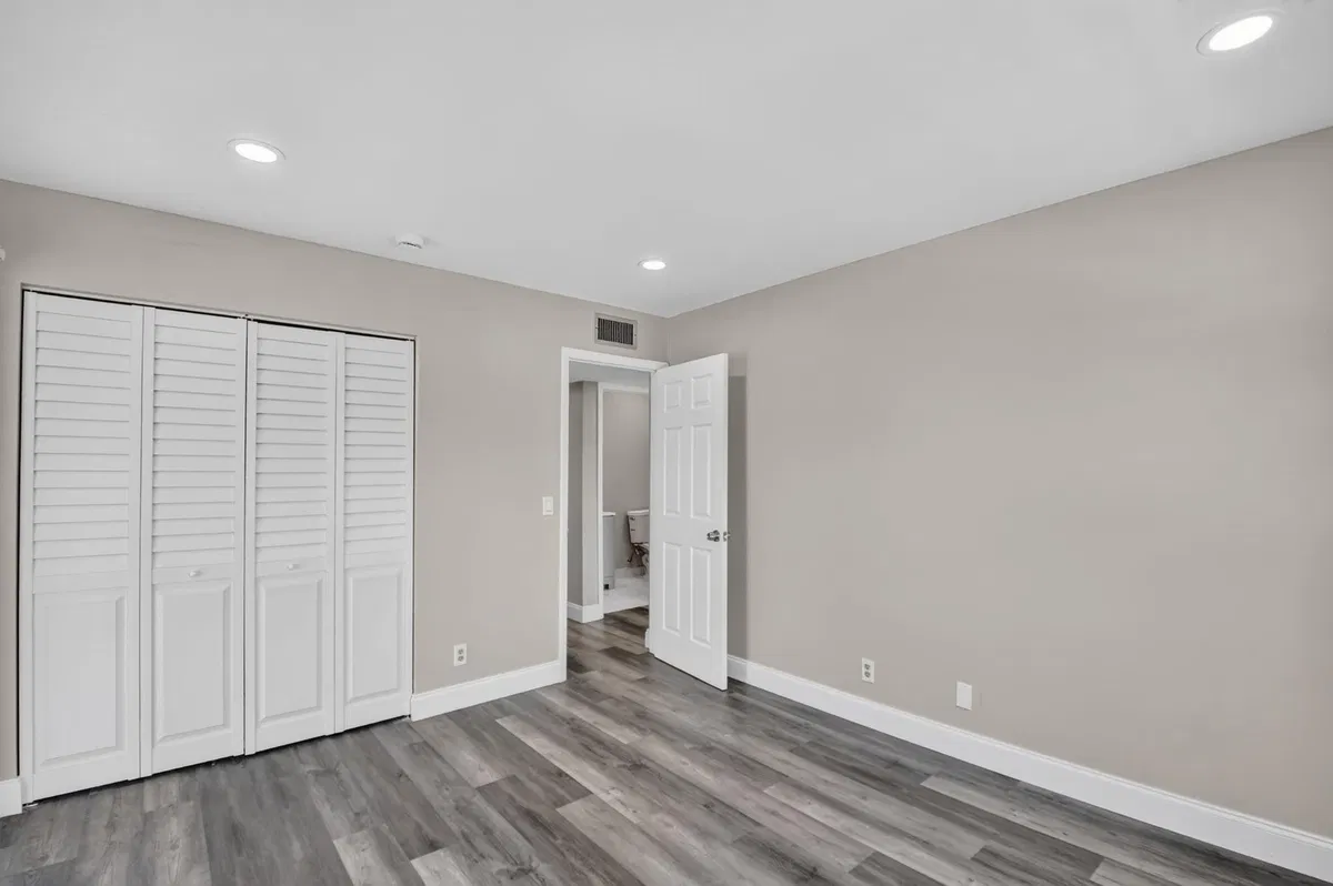 Residence photo 22