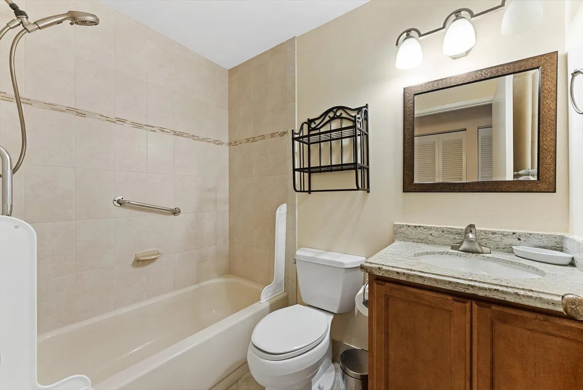 Residence photo 13