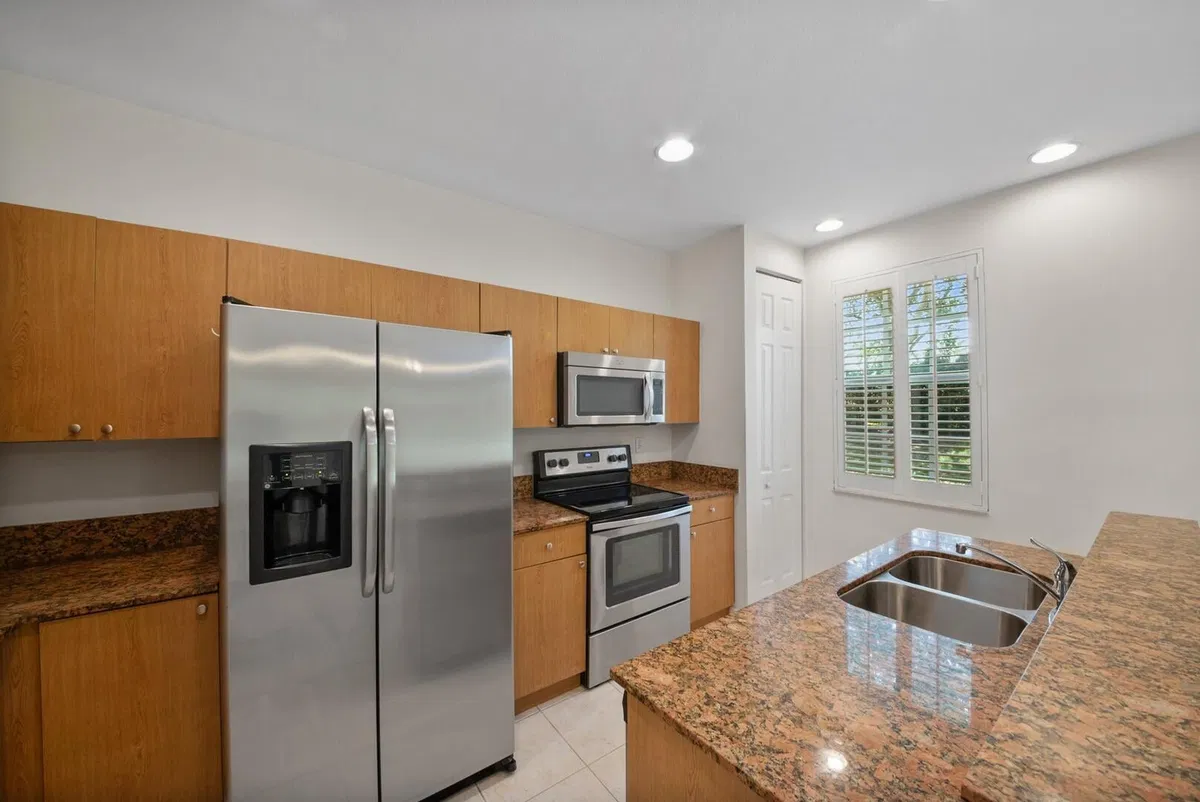 Residence photo 7