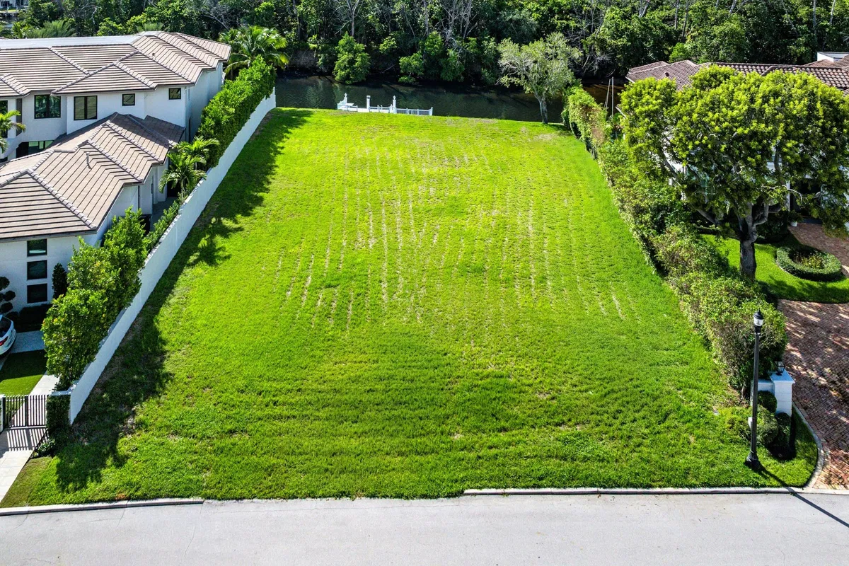 Residence photo 16