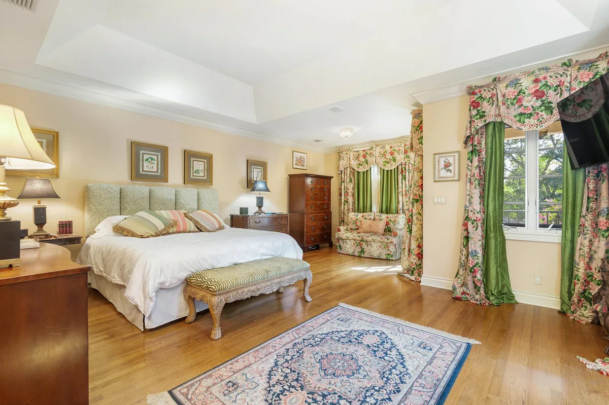 Royal Park Residence photo 22