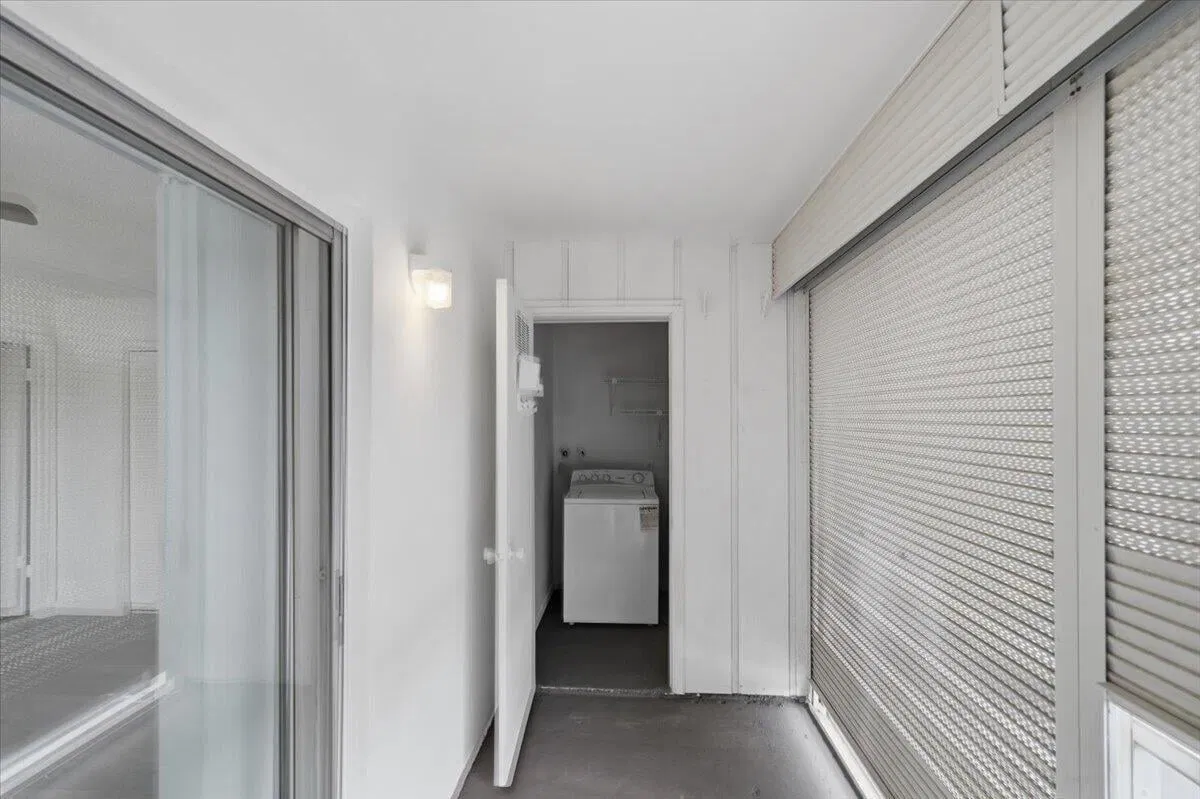 Residence photo 22