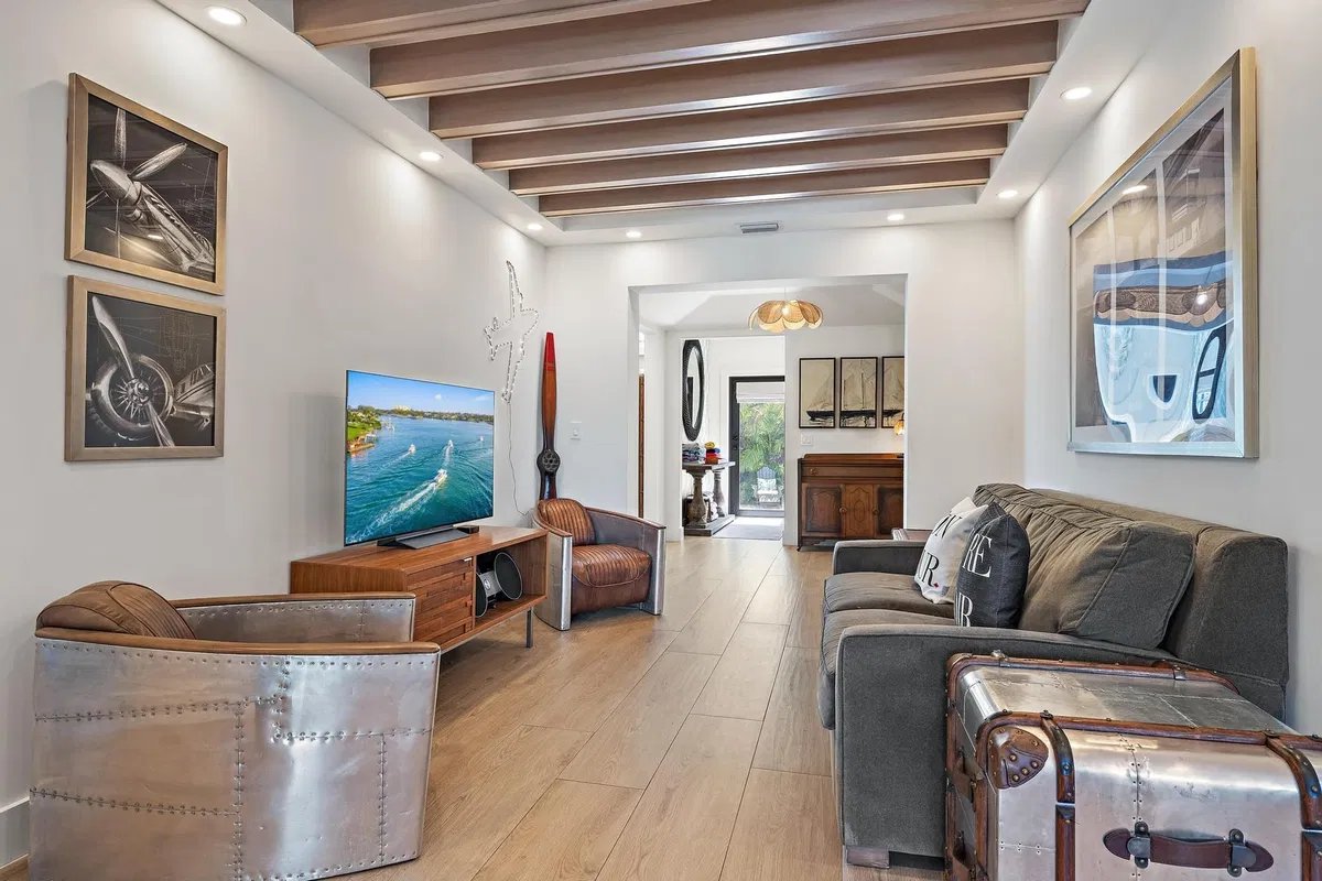SoSo West Palm Beach Residence photo 7