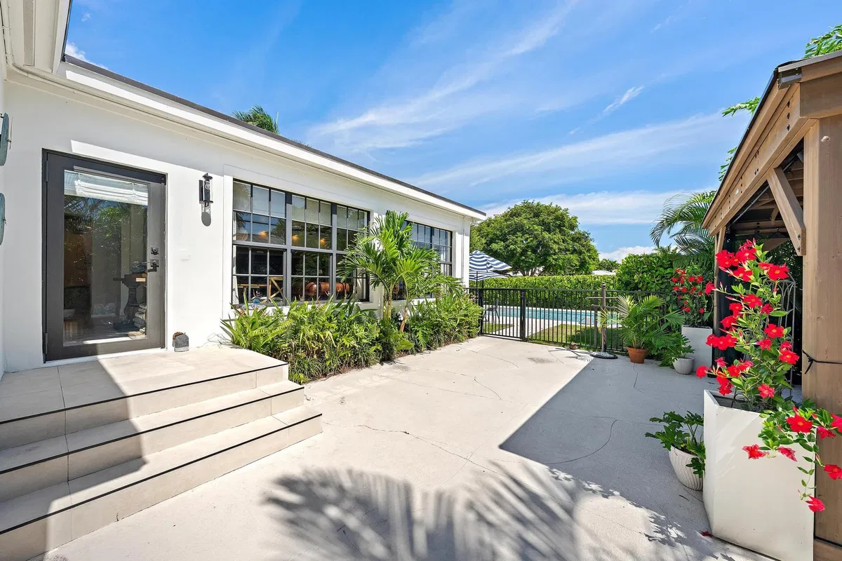 SoSo West Palm Beach Residence photo 34