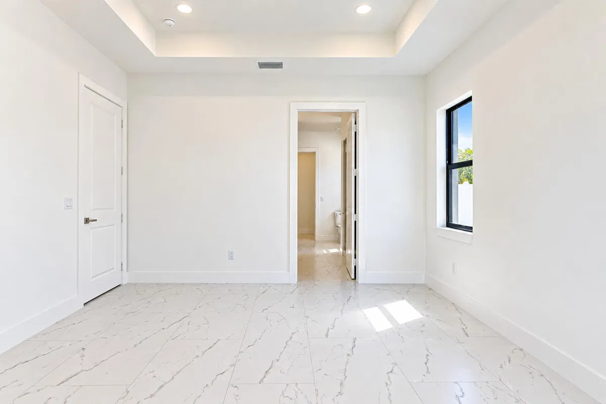Residence photo 25