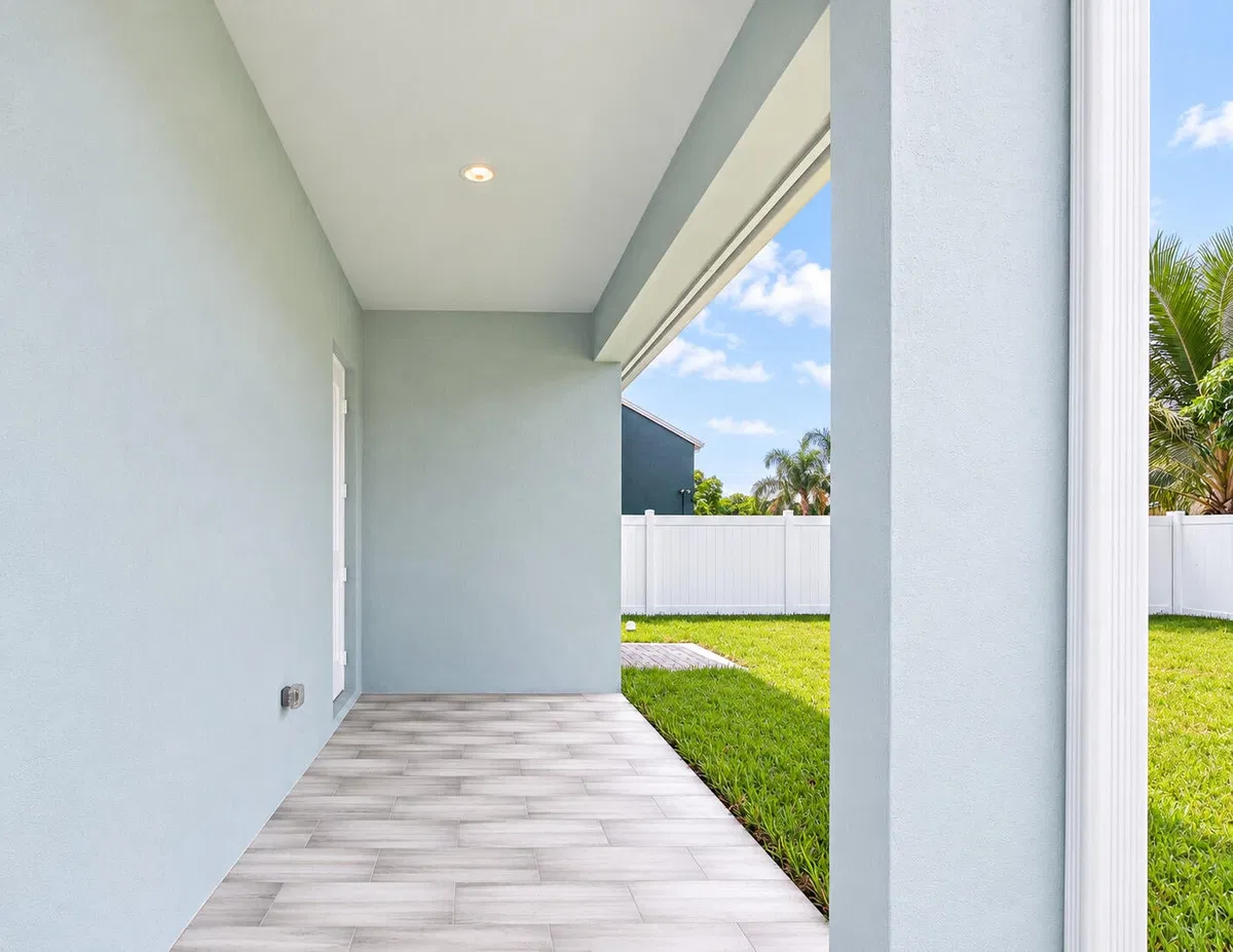 Residence photo 43