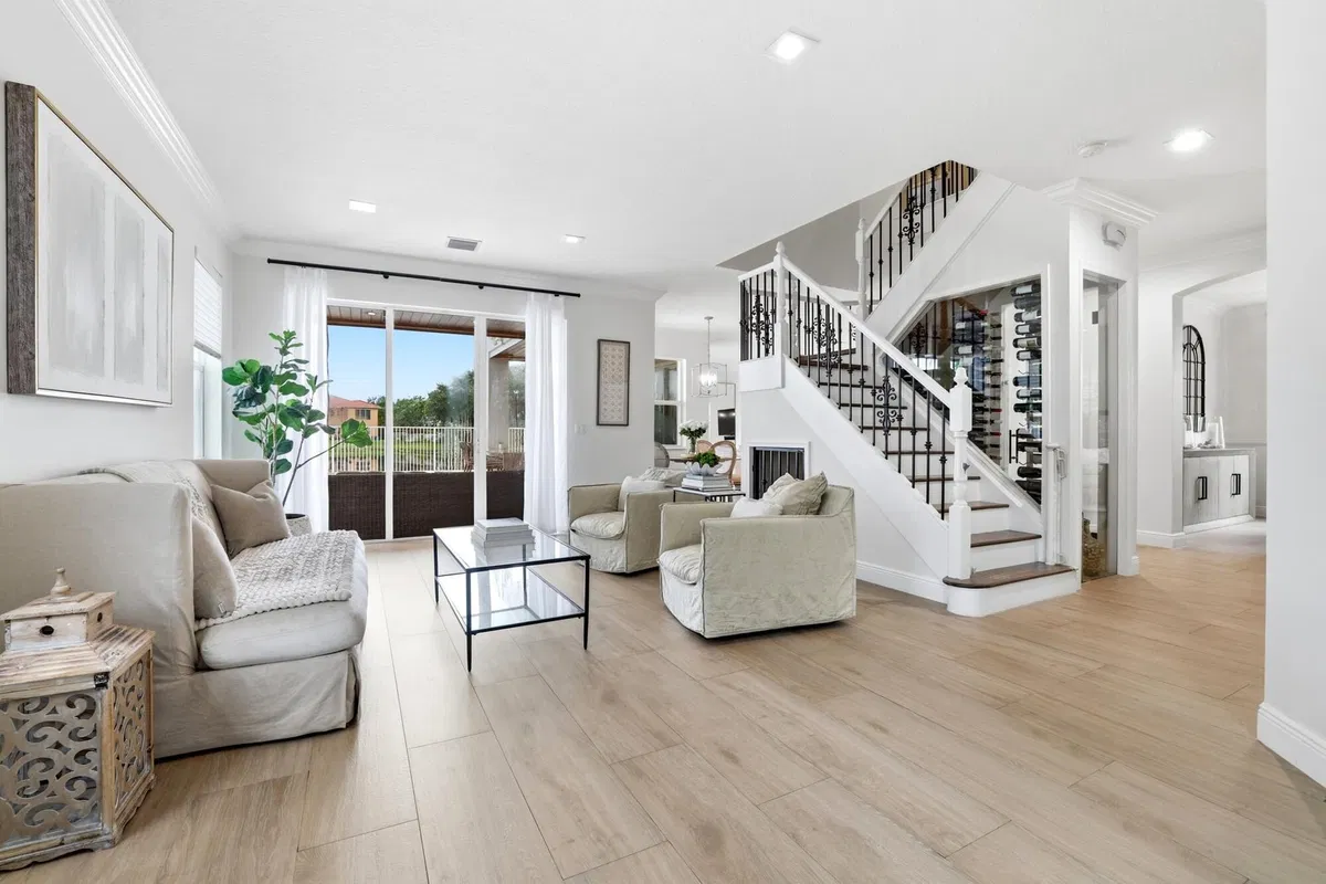  Residence photo 7