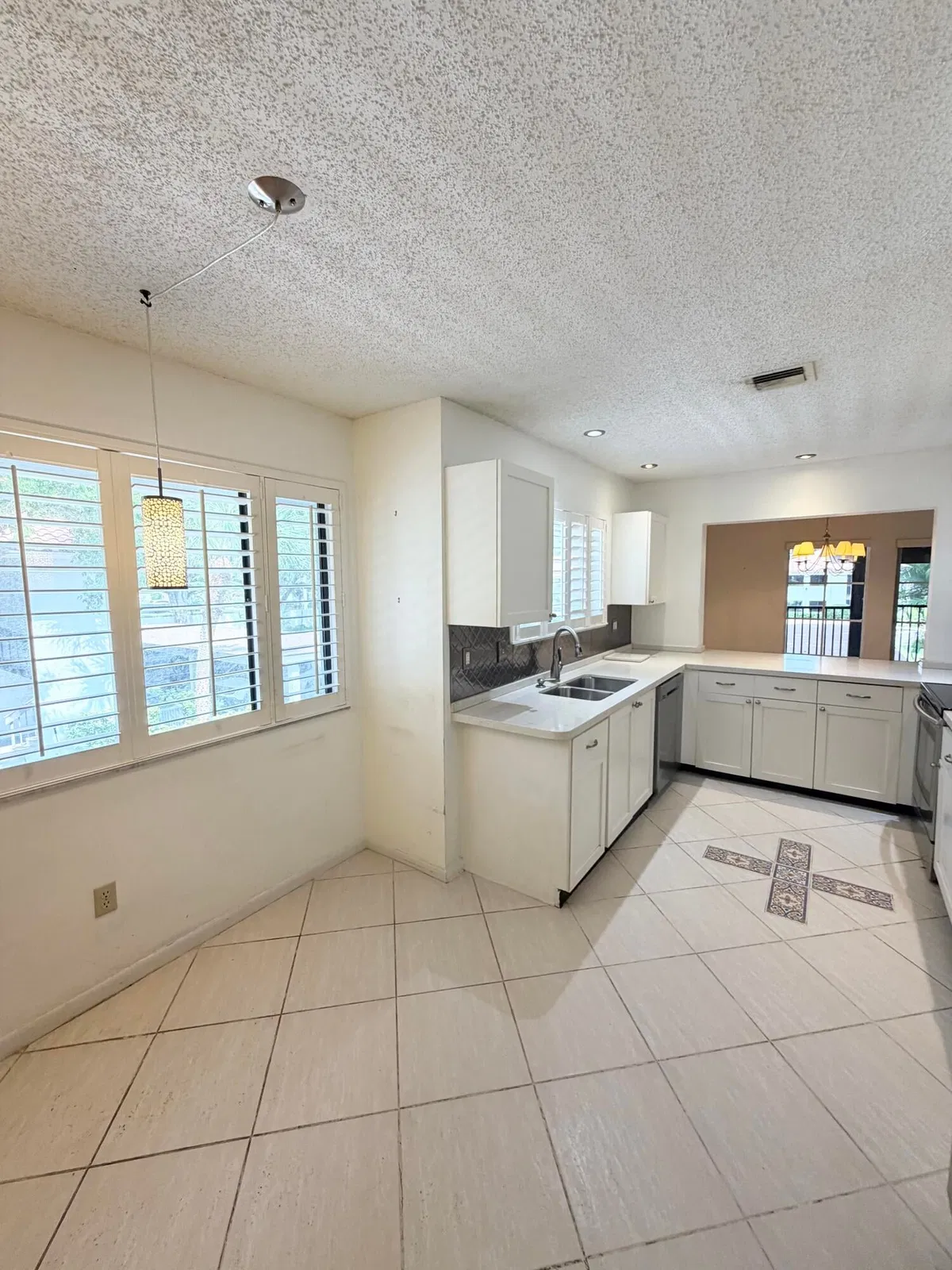  Unit 205 photo 10