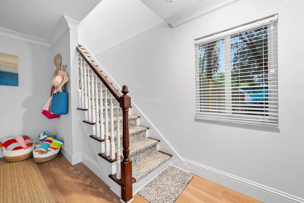 Residence photo 4