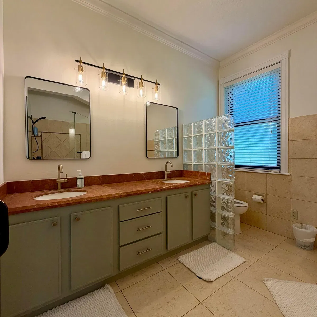 Residence photo 10