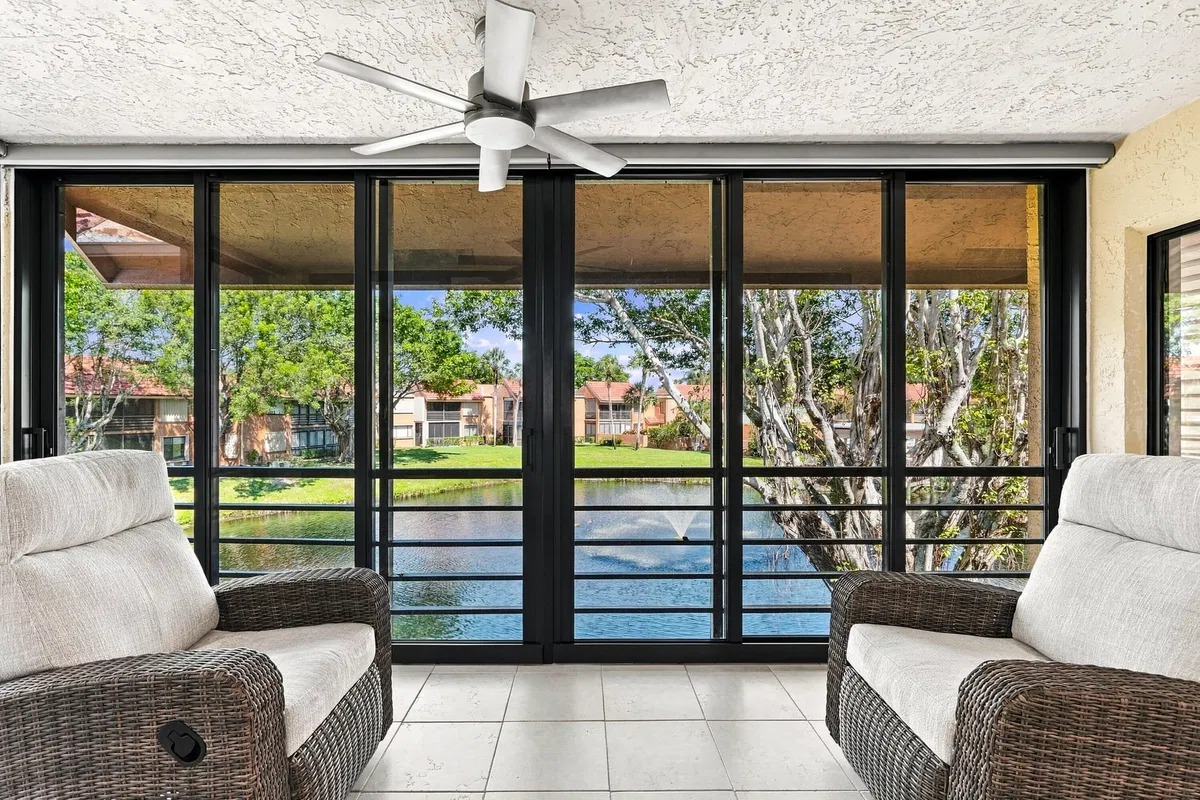 Unit 203 photo 13