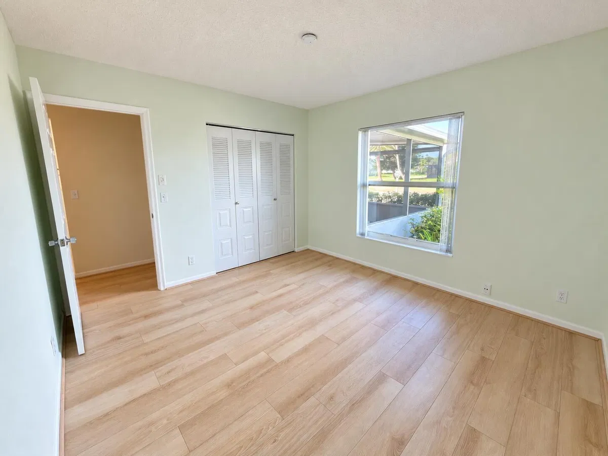 Residence photo 13