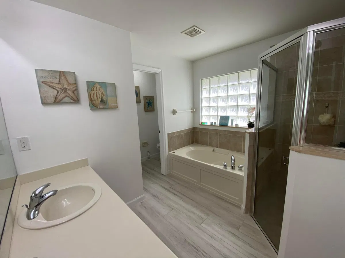 Residence photo 25