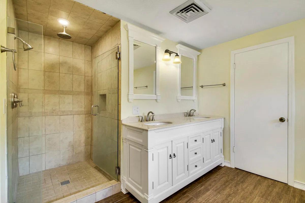 Residence photo 34