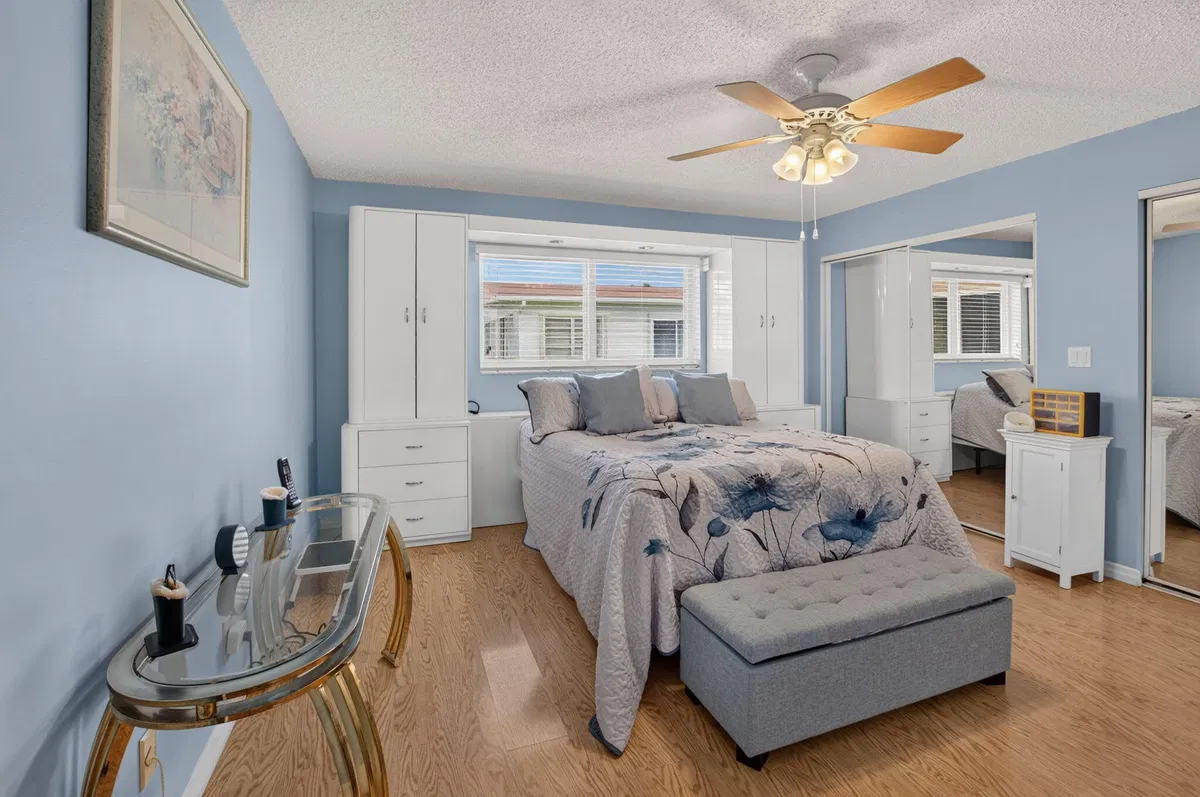  Residence photo 22