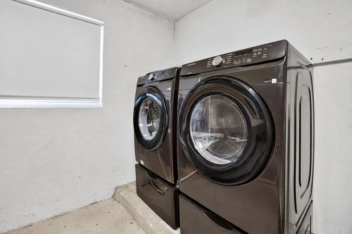  Residence photo 28