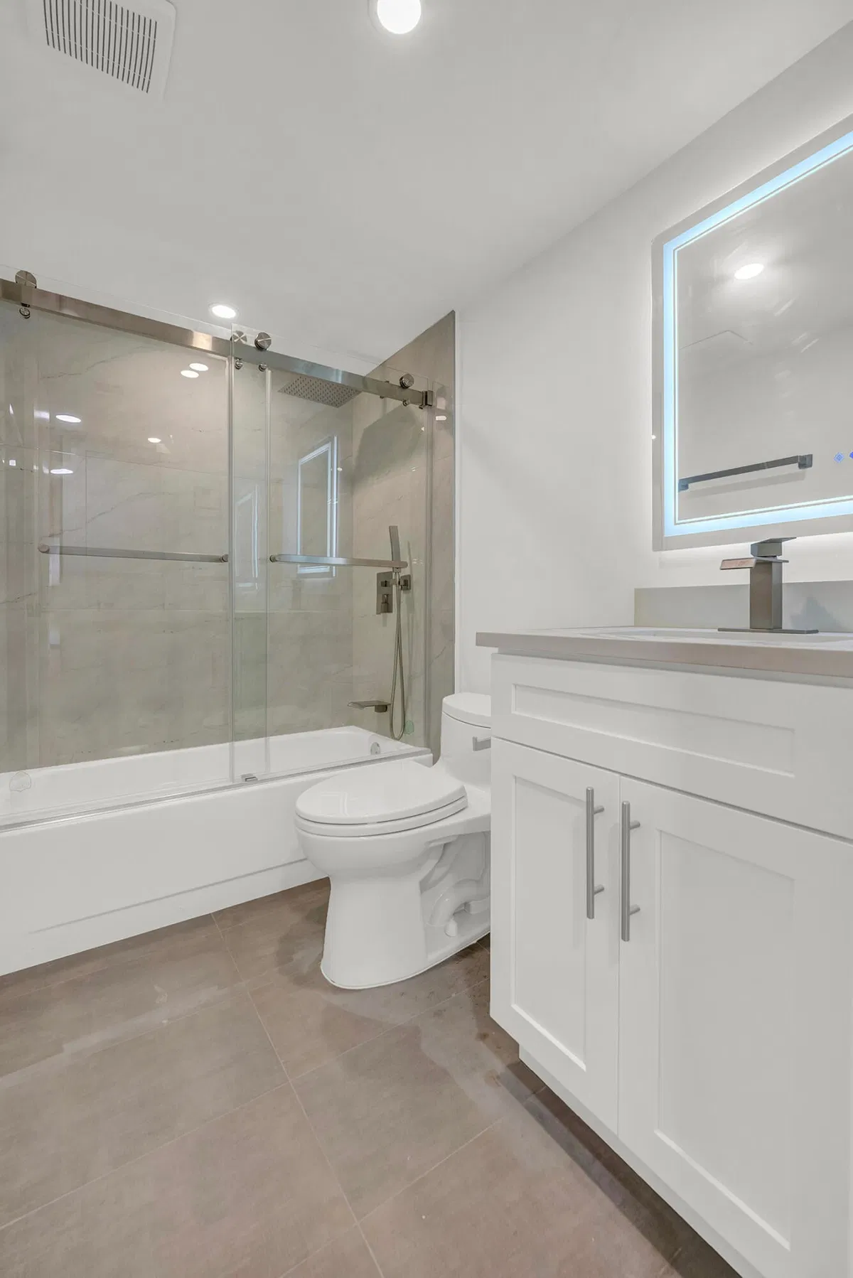 Unit 106 photo 28
