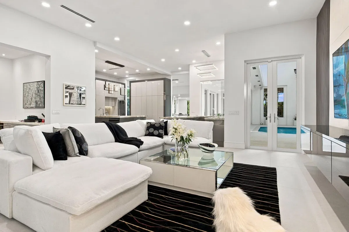 Residence photo 28