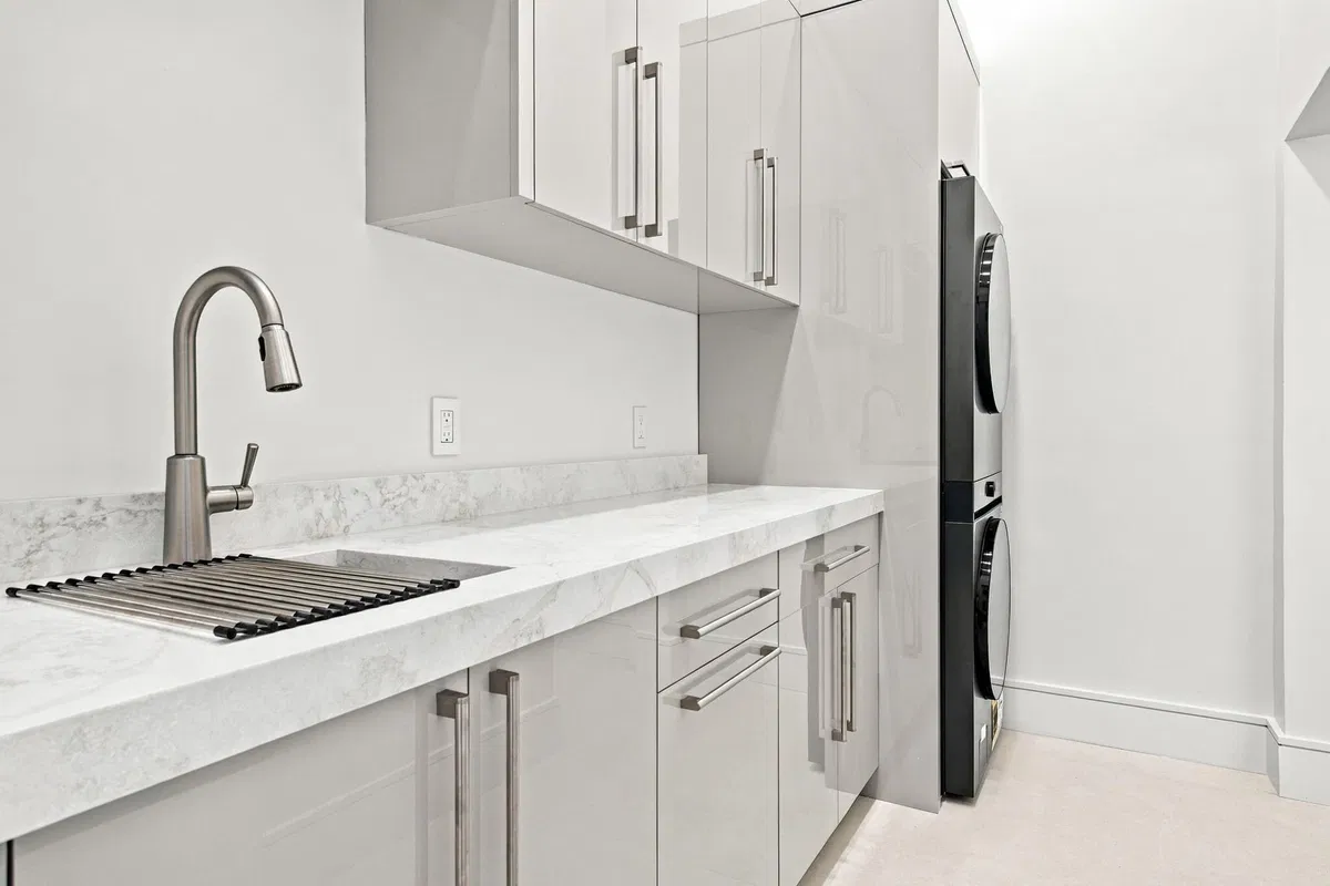 Residence photo 37
