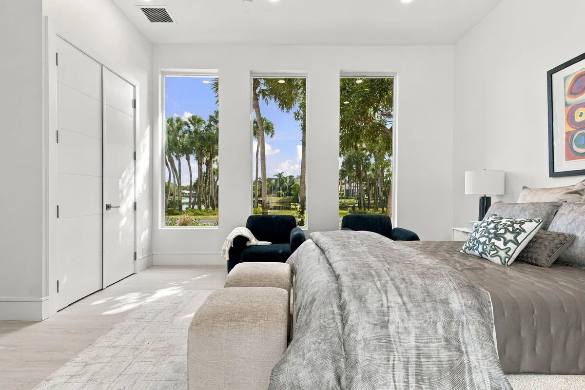 Residence photo 67
