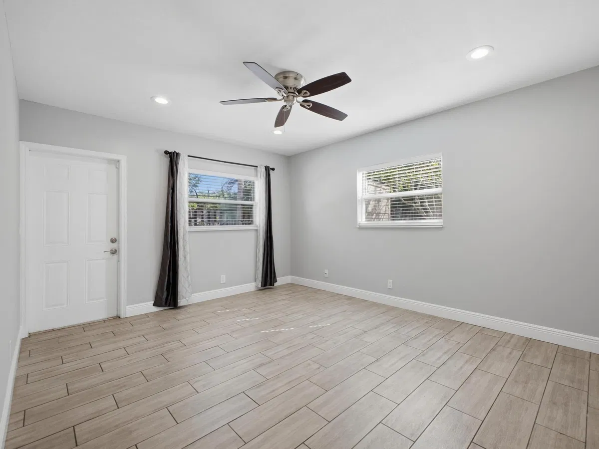 Residence photo 13