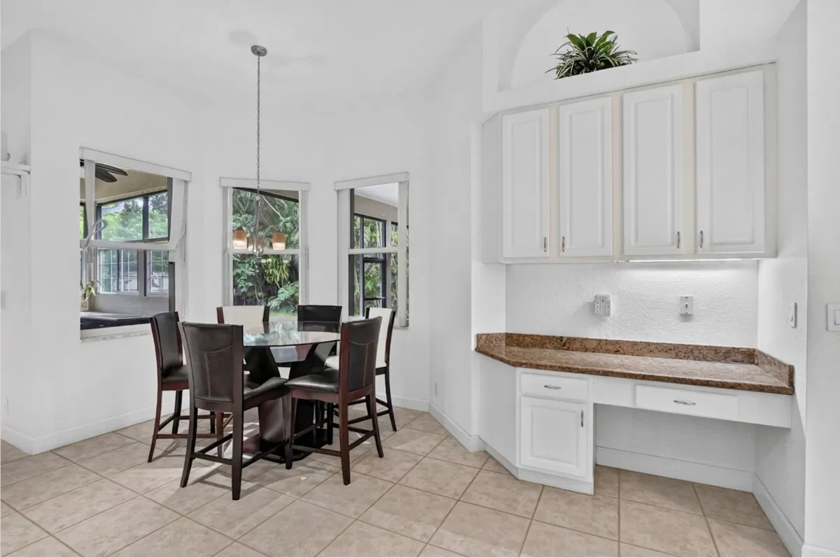 Residence photo 7