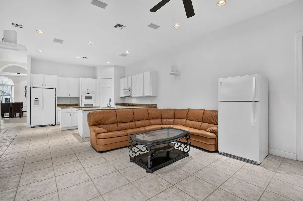 Residence photo 10