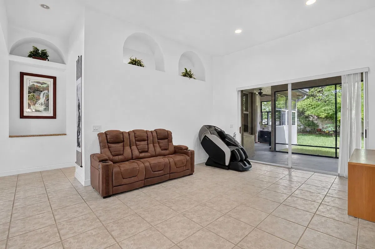 Residence photo 13