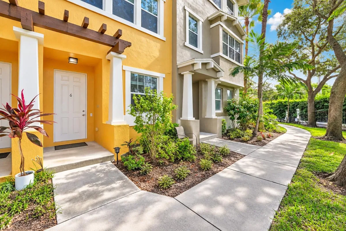 Cityside West Palm Beach Unit 6 photo 4