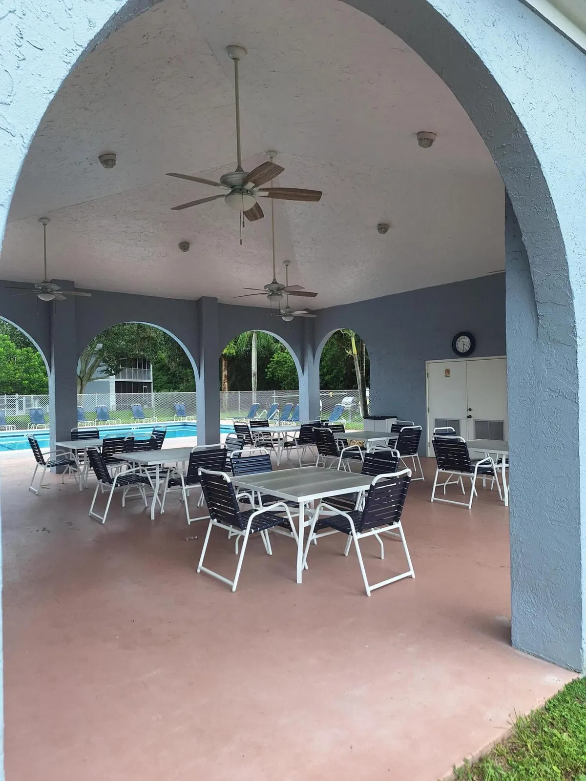 Unit M225 photo 25